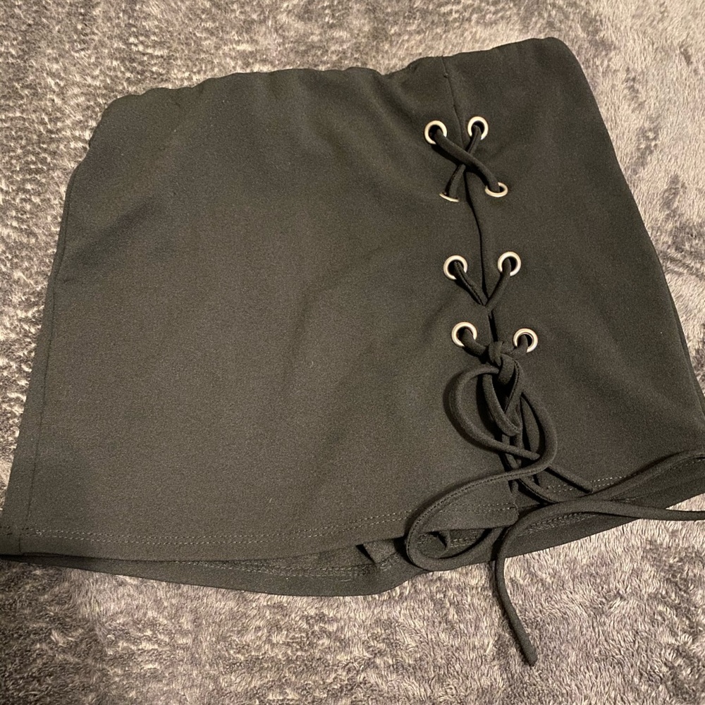 skort